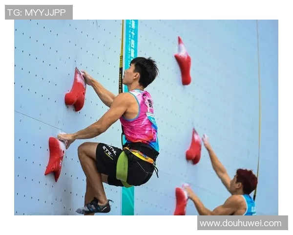 重庆攀岩队在攀岩节奏排名中创下新高展现出色实力与团队默契